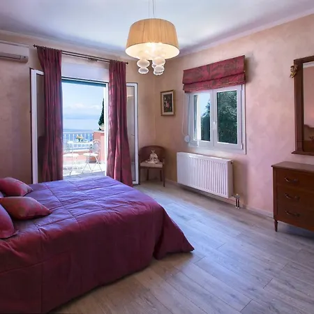 Larisa * Gastouri (Corfu)