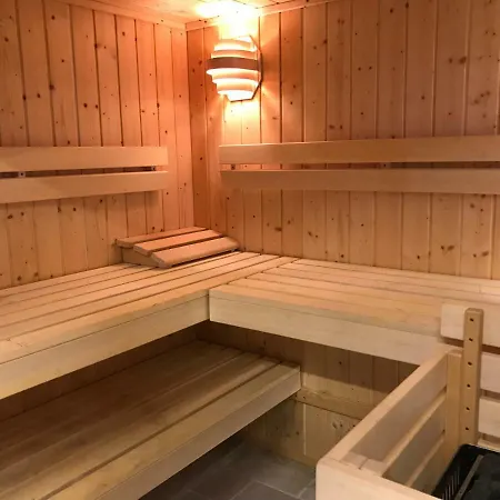 Larisa Villa Gastouri (Corfu)